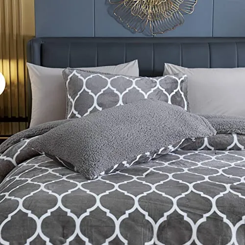 BESTCHIC Grey Sherpa Fleece Comforter Set Twin Size, Super Ultra Luxury Soft Plush Flannel Stylish Bedding Set, 2 Pieces Down Alternative Comforters with 1 Pillow Shams, 68 x 88 Inches