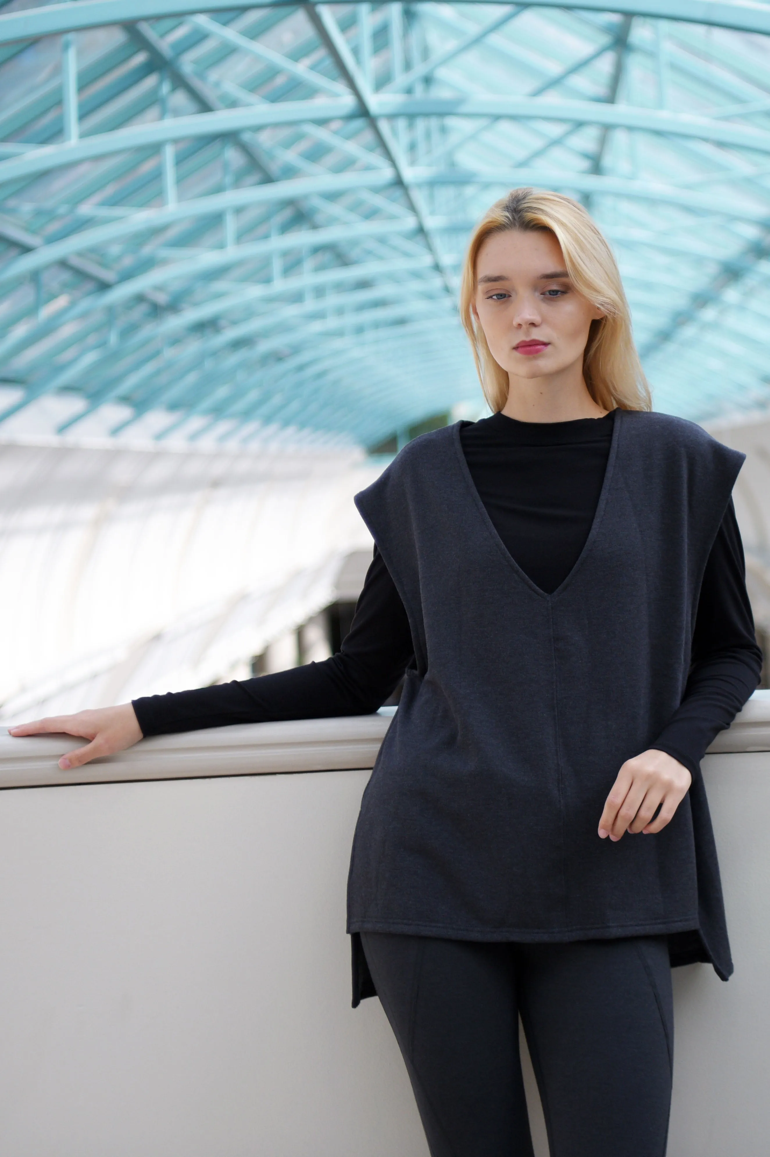 CASS BAMBOO-BLEND FLEECE VEST (Final Sale)
