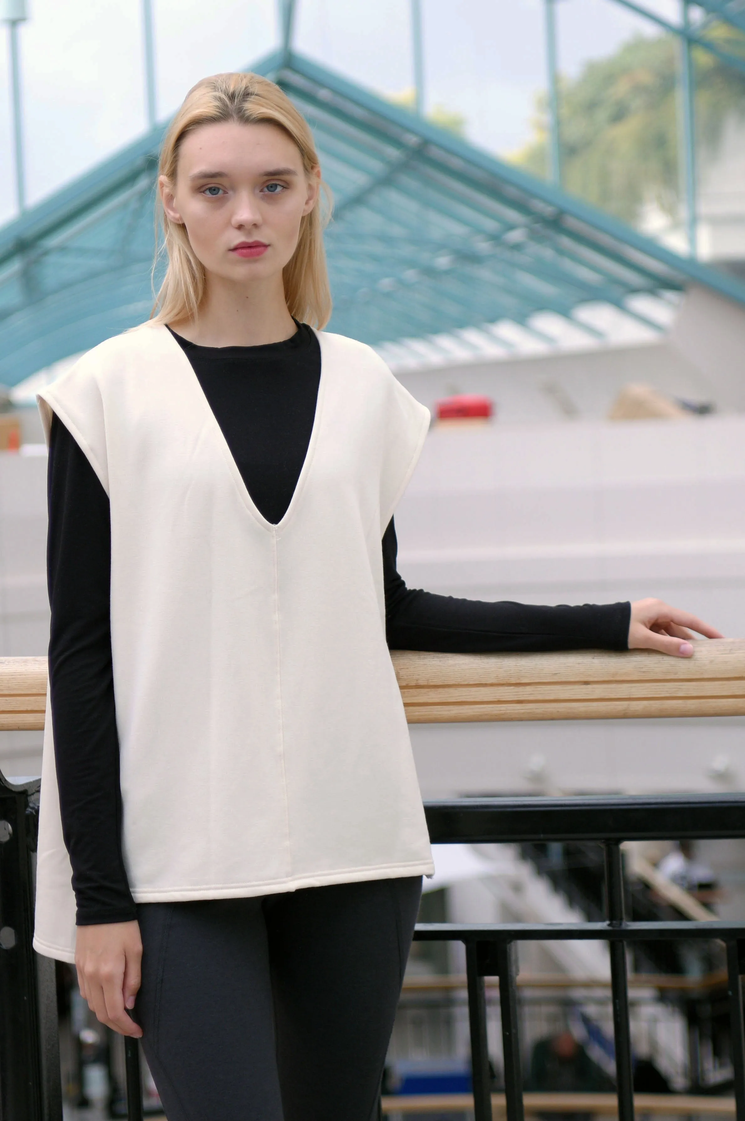 CASS BAMBOO-BLEND FLEECE VEST (Final Sale)