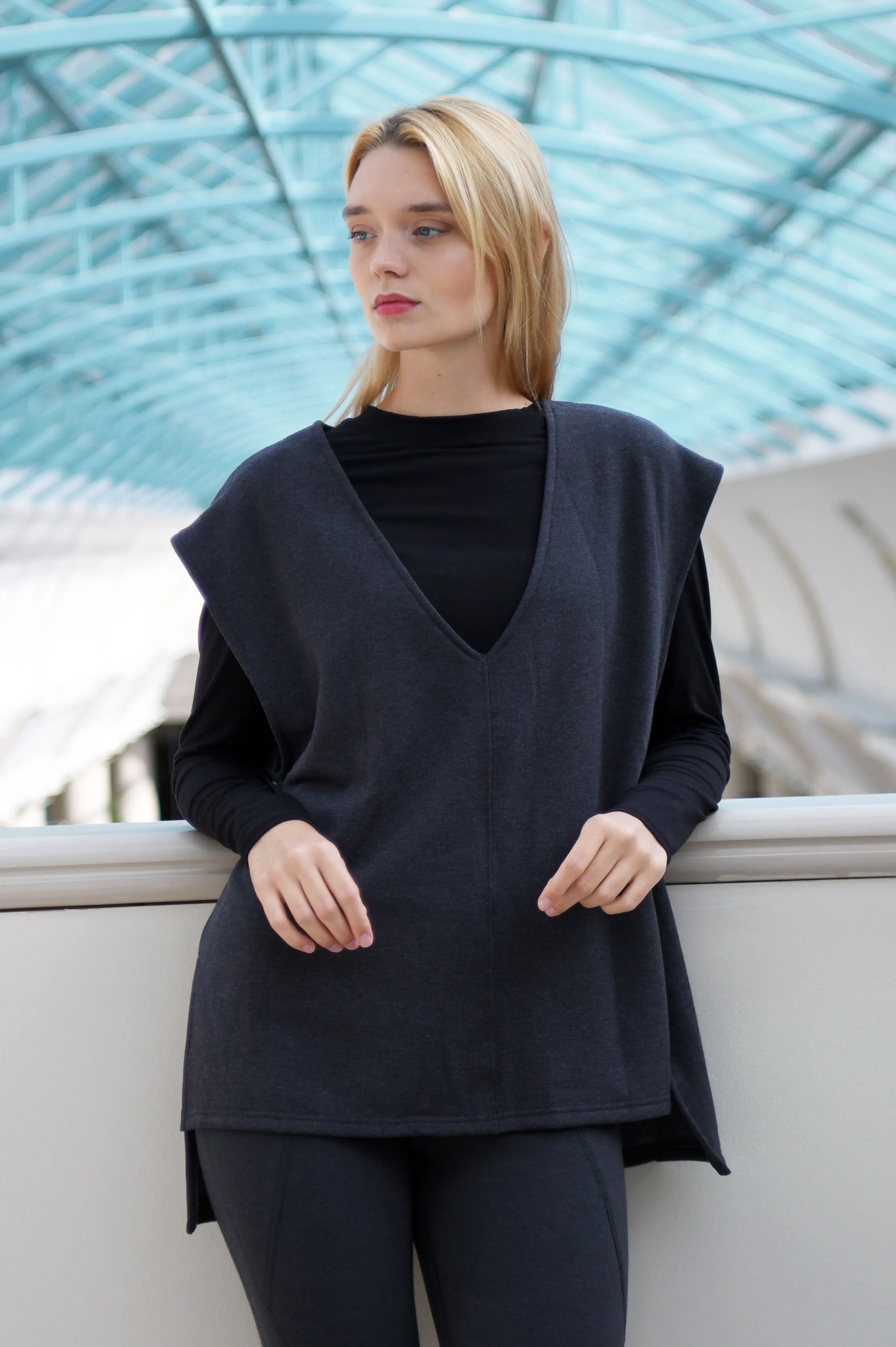 CASS BAMBOO-BLEND FLEECE VEST (Final Sale)
