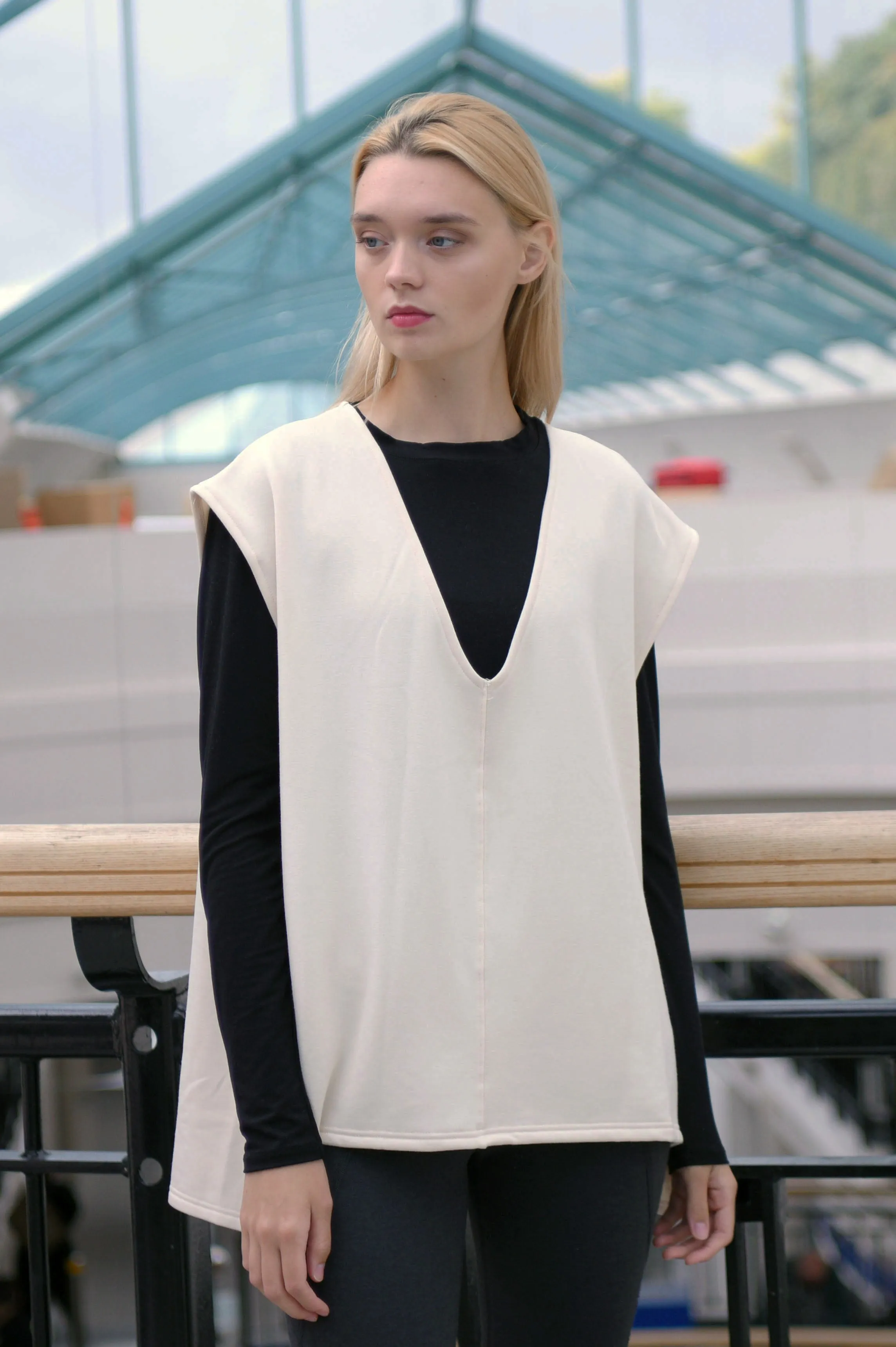 CASS BAMBOO-BLEND FLEECE VEST (Final Sale)