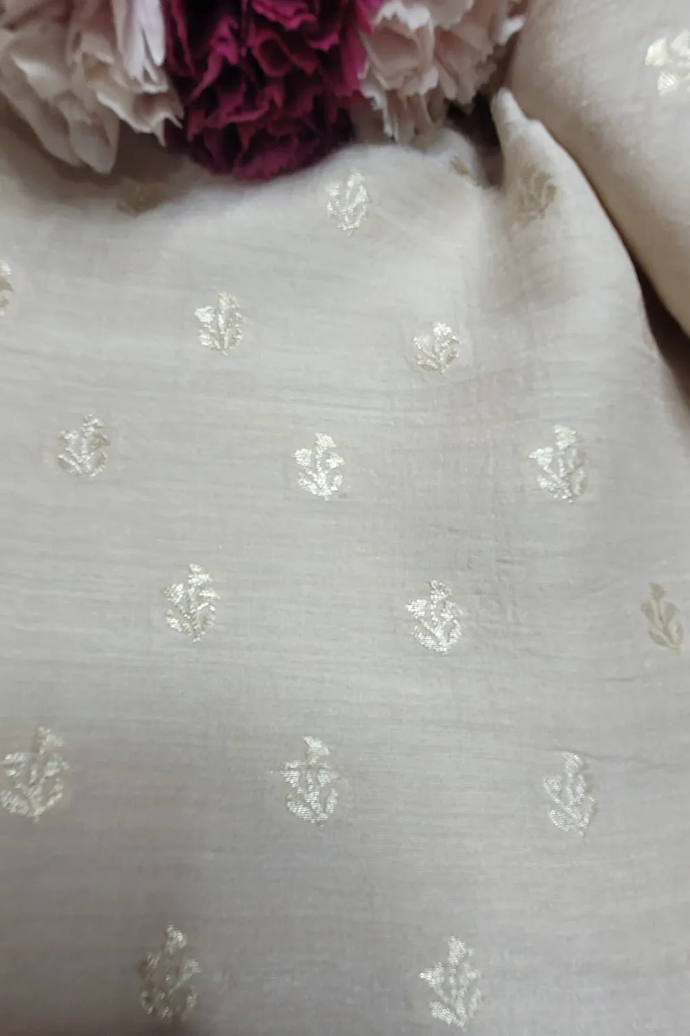 Dyeable Banarasi Handloom Pure Moonga Silk Booti Design Fabric ( 2.5 Mtr )