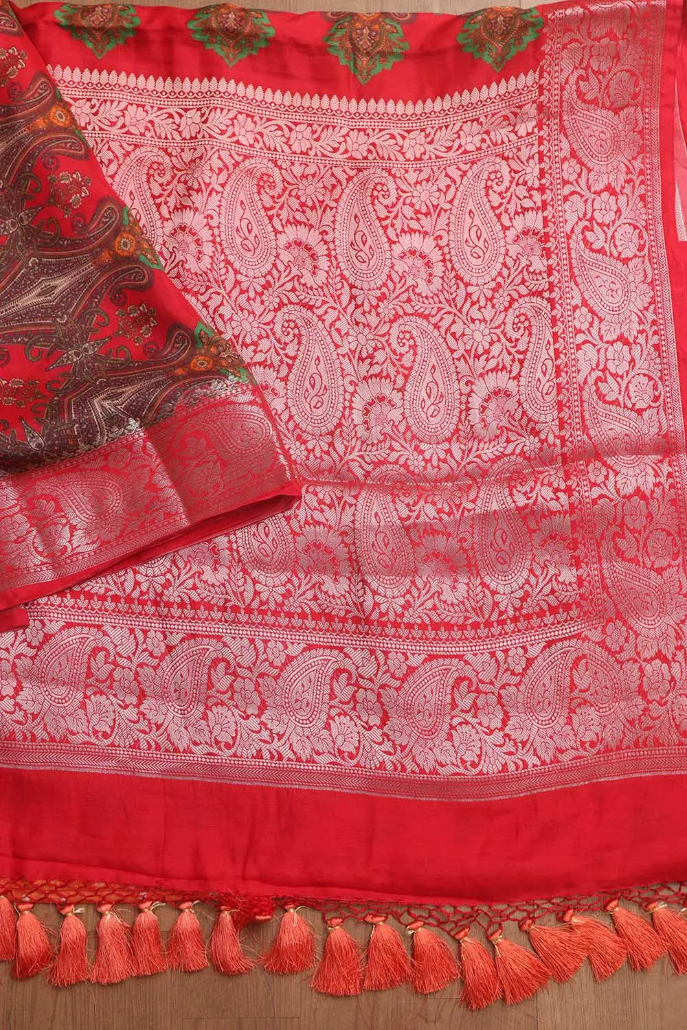 Elegant Orange Banarasi Bandhani Pure Chiniya Silk Saree