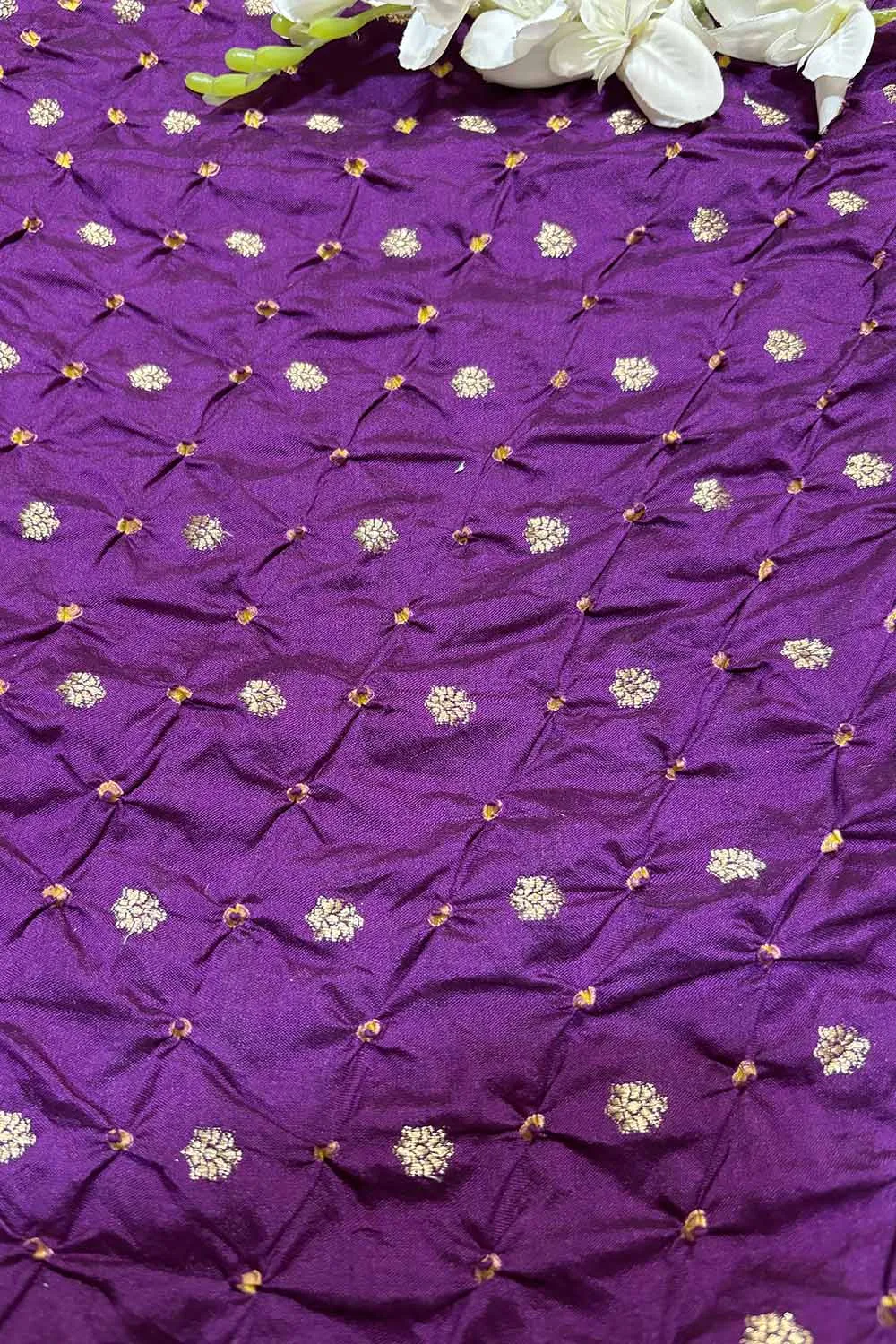 Elegant Purple Banarasi Bandhani Handloom Chiniya Silk Fabric ( 2.5 Mtr )