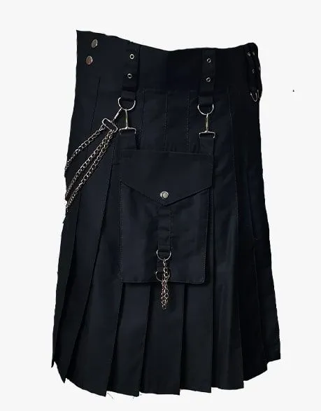 KILTS IN MODERN BLACK FASHION WITH CHAIN