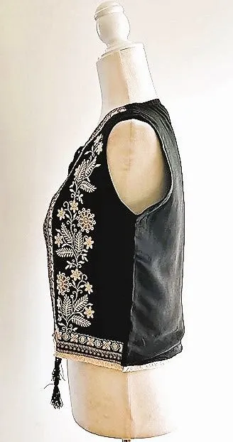 Short Tradition Hand Embroidered Vest (Black)