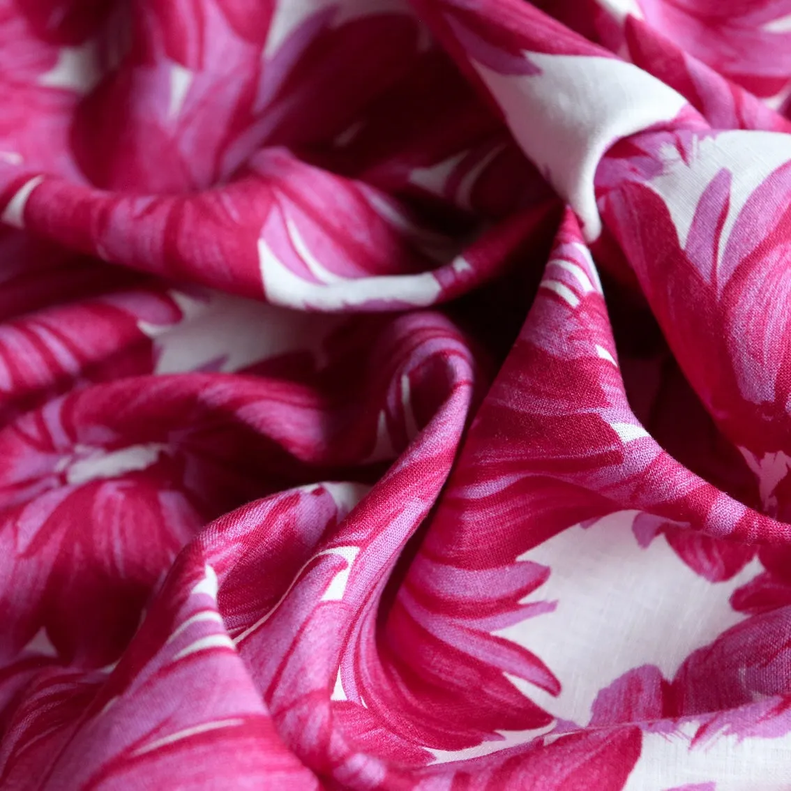 Vista Rosa Printed Linen