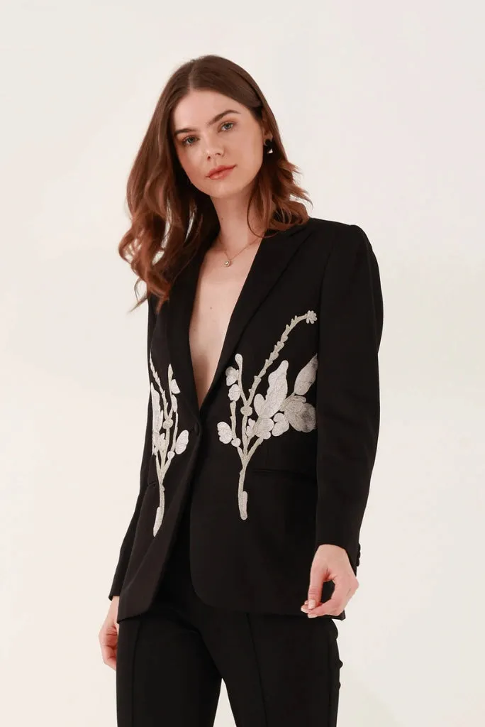 Women's Thread Embroidery Suits Are Special Events Party & Every Occasions The Decent & Unique Design Embroidery Suit